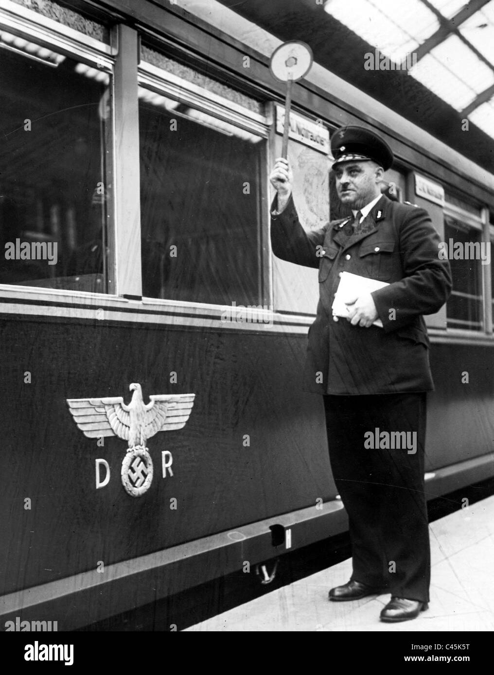 Dipendente ferroviario della S-Bahn Berlin, 1938 Foto Stock