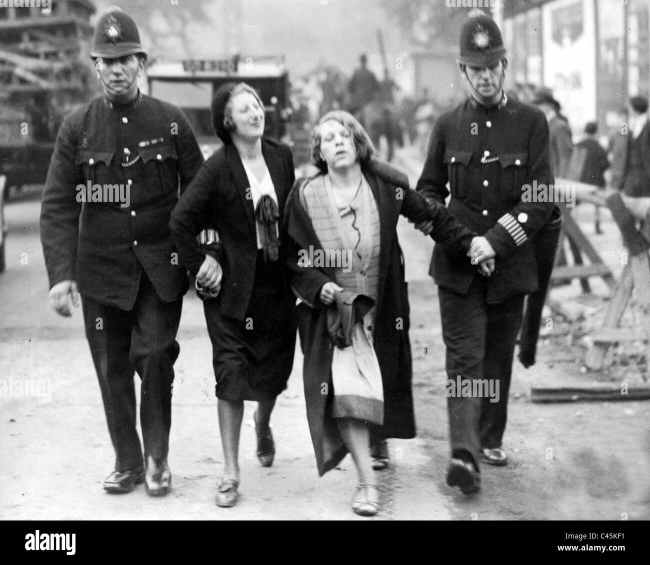 Arresto di suffragette immagini e fotografie stock ad alta risoluzione ...