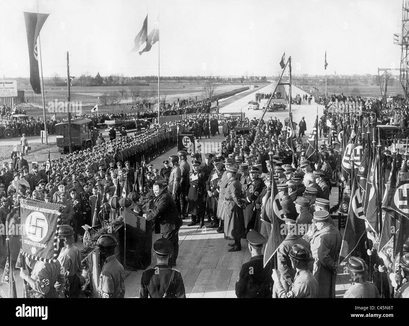Hermann Goering si apre la sezione del Berlin-Joachimsthal del Reich autostrada Berlin-Stettin, 1936 Foto Stock