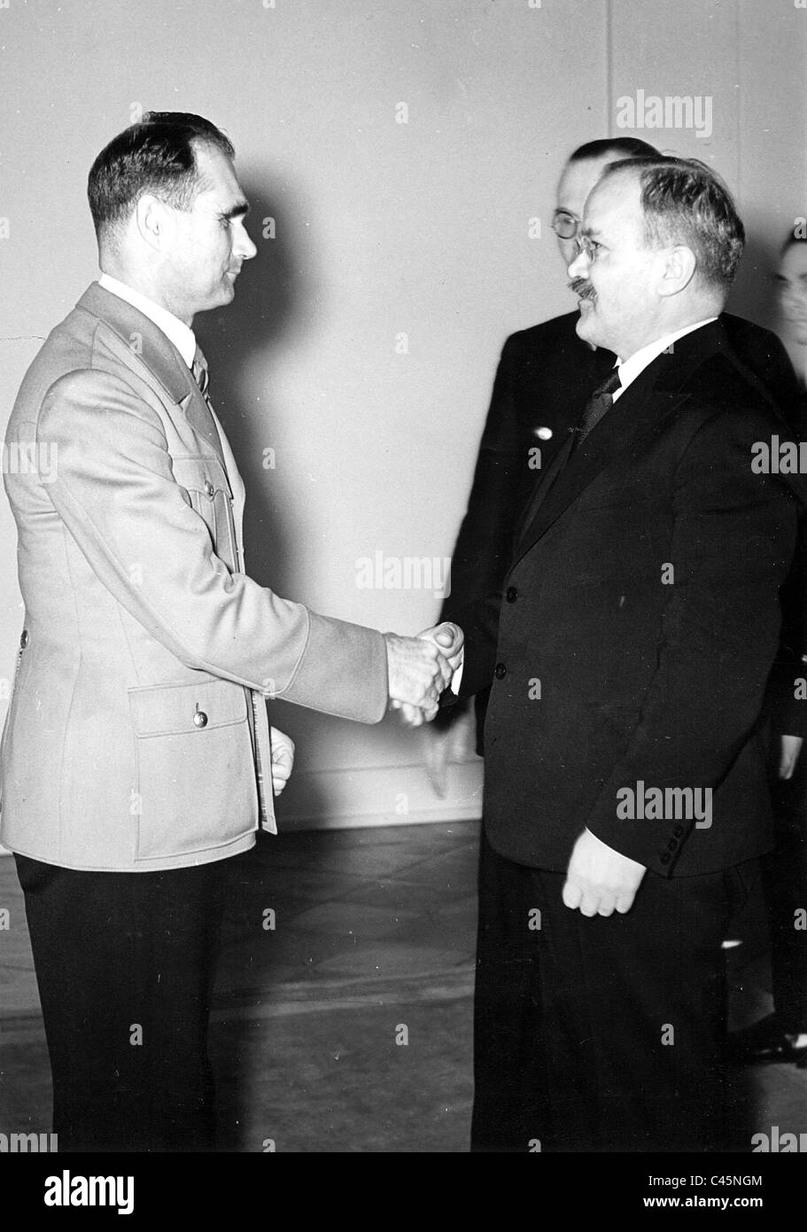 Rudolf Hess si rallegra che il Presidente Vyacheslav M. Molotov, 1940 Foto Stock