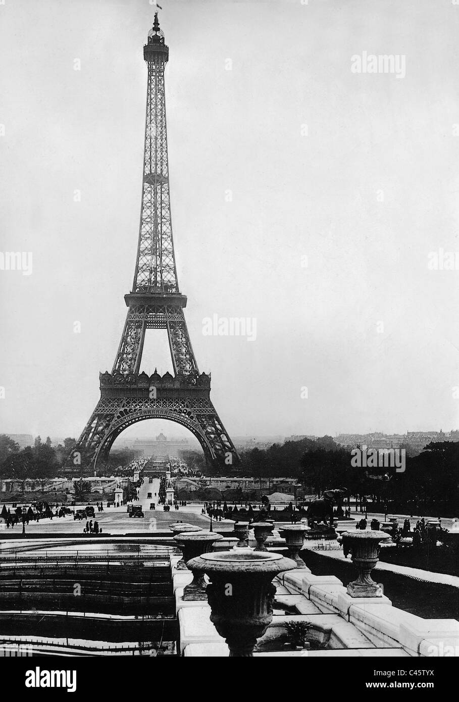La Torre Eiffel, 1940 Foto Stock