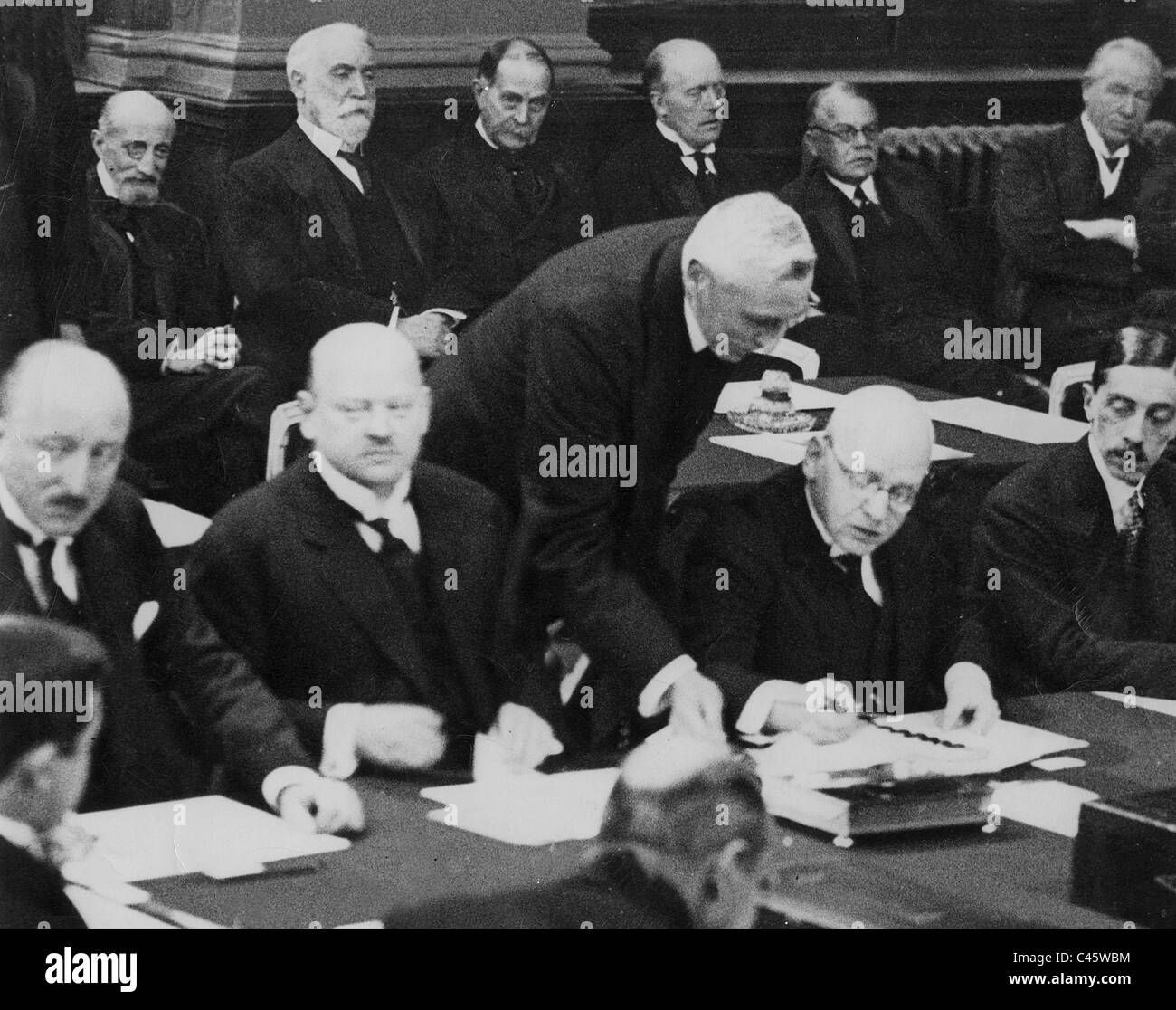 La firma dei trattati di Locarno da Hans Luther, 1925 Foto Stock