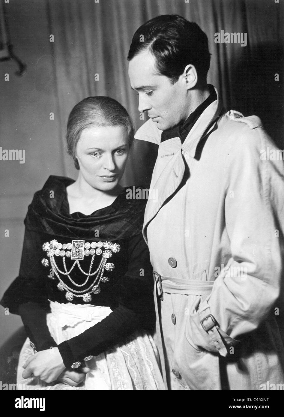 Gisela von Collande e Peter Mosbacher durante la prova generale per 'Linna Nordmann', 1942 Foto Stock