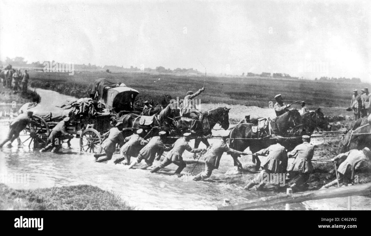 Alimentazione tedesco colonna, 1914 Foto Stock