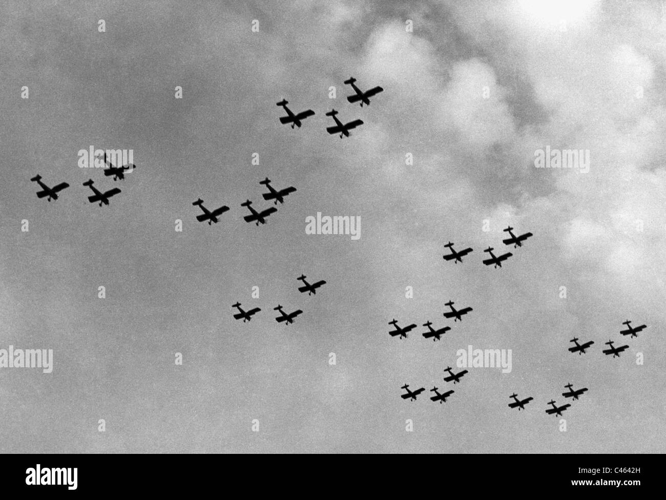 Tedesco riquadri fighter eseguendo una manovra, 1935 Foto Stock