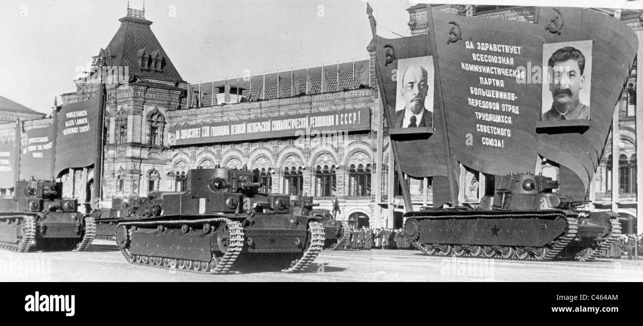 Sfilata per l anniversario della Rivoluzione di Ottobre, 1940 Foto Stock