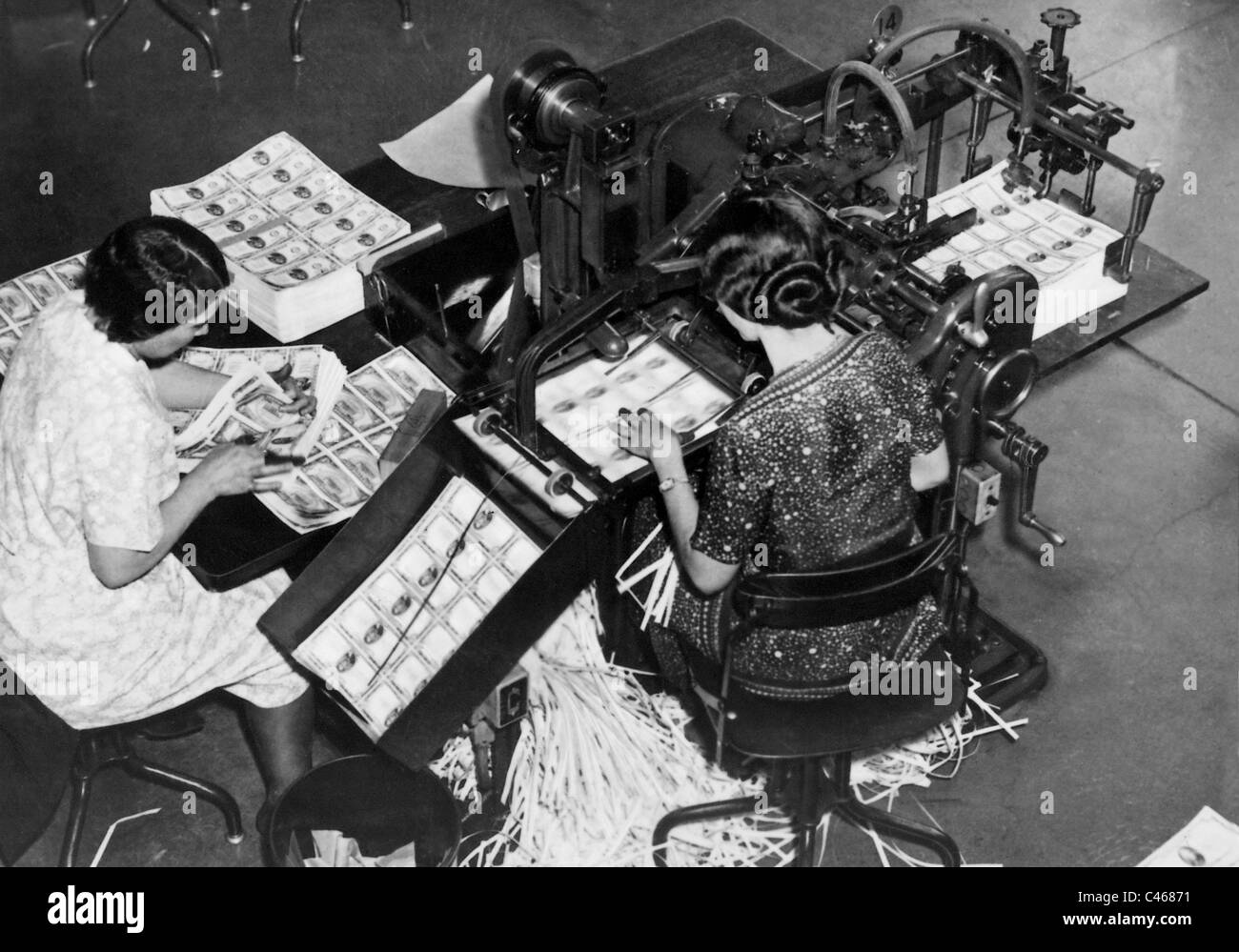 Preparazione di fondi di emergenza durante la Grande Depressione, 1933 Foto Stock