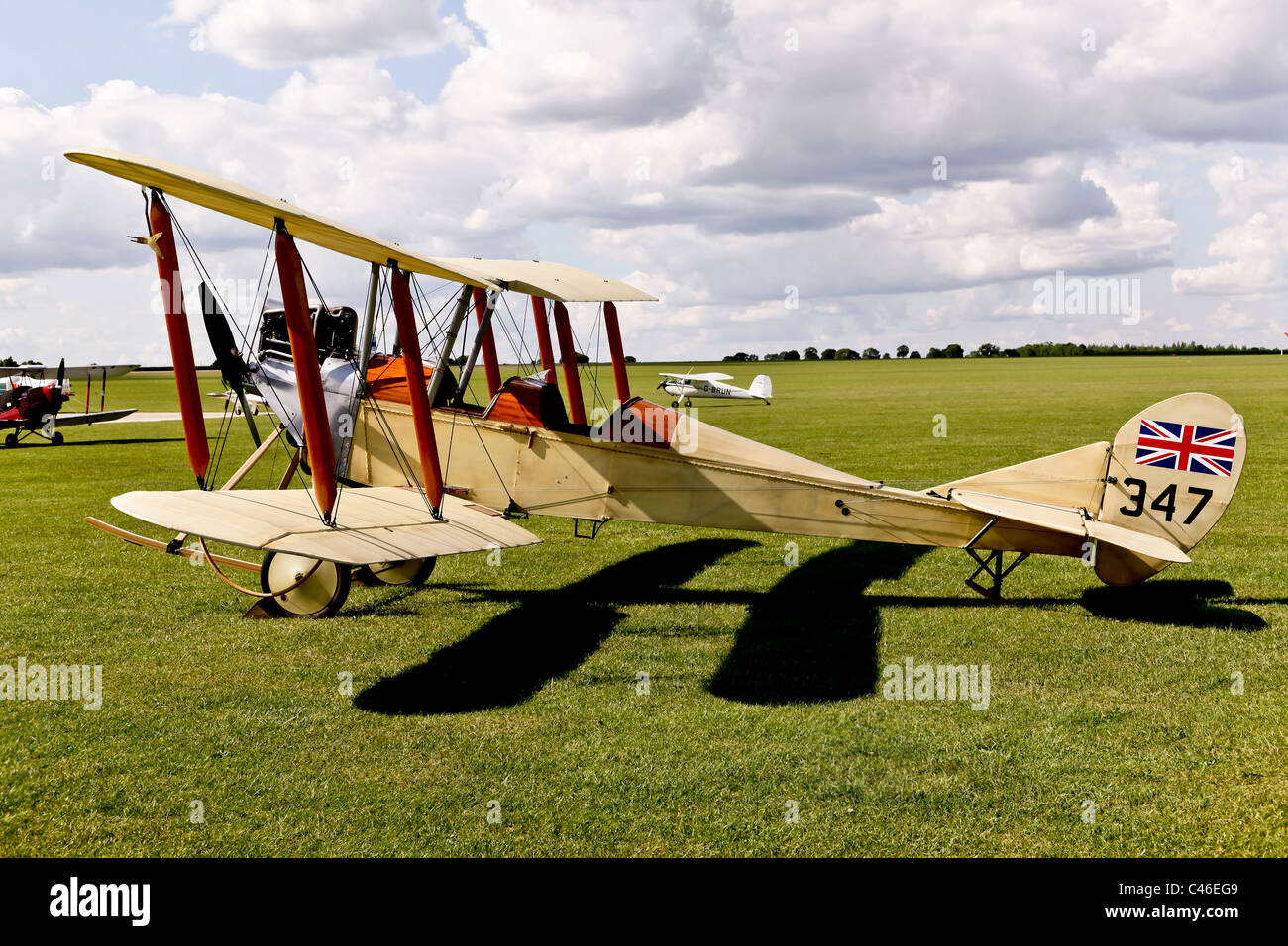 Una replica de Haviland essere2 bombardiere utilizzato nelle riprese per film serie Biggles Foto Stock