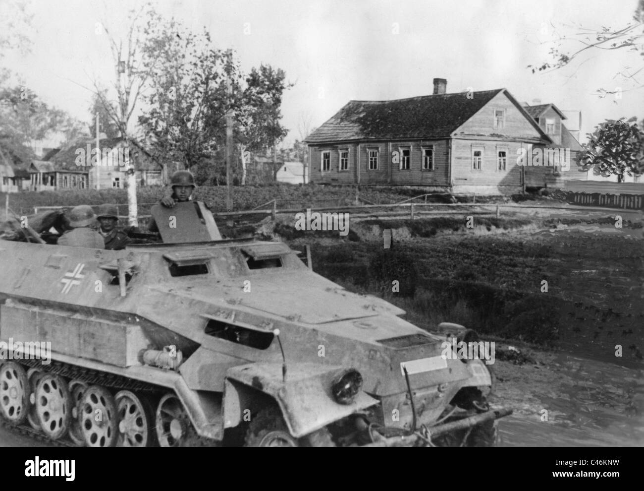 La seconda guerra mondiale: le truppe dell esercito tedesco gruppo avanzamento del Nord e combattimenti in Russia: Narva, Novgorod, Pskov 1941 Foto Stock