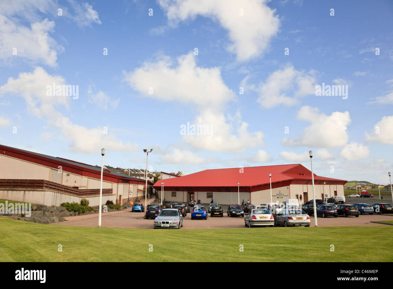 Nuovo Clickimin complesso ricreativo sport center building a Lerwick, Isole Shetland Scozia, Regno Unito, Gran Bretagna. Foto Stock