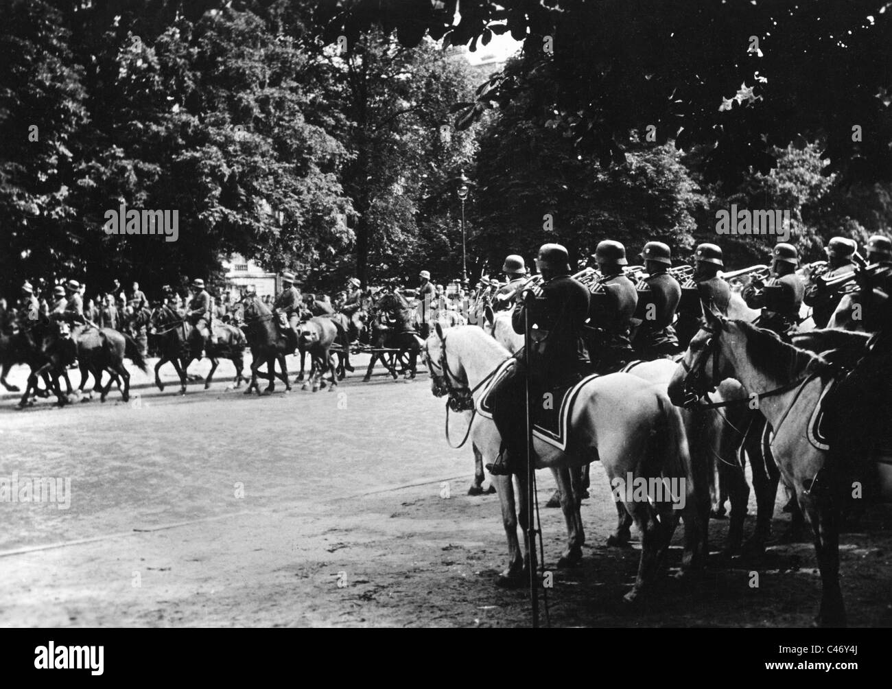 La seconda guerra mondiale: Victory Parade di Parigi, giugno 1940 Foto Stock