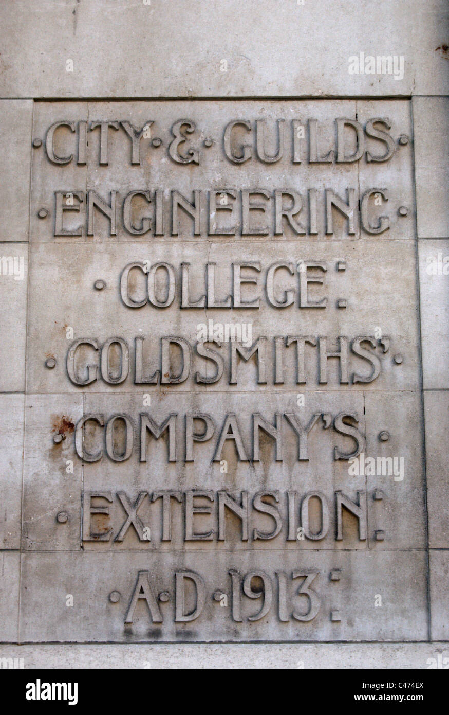 Iscrizione per la commemorazione del 1913 estensione della città e gilde engineering college, ora parte dell'Imperial College di Londra Foto Stock