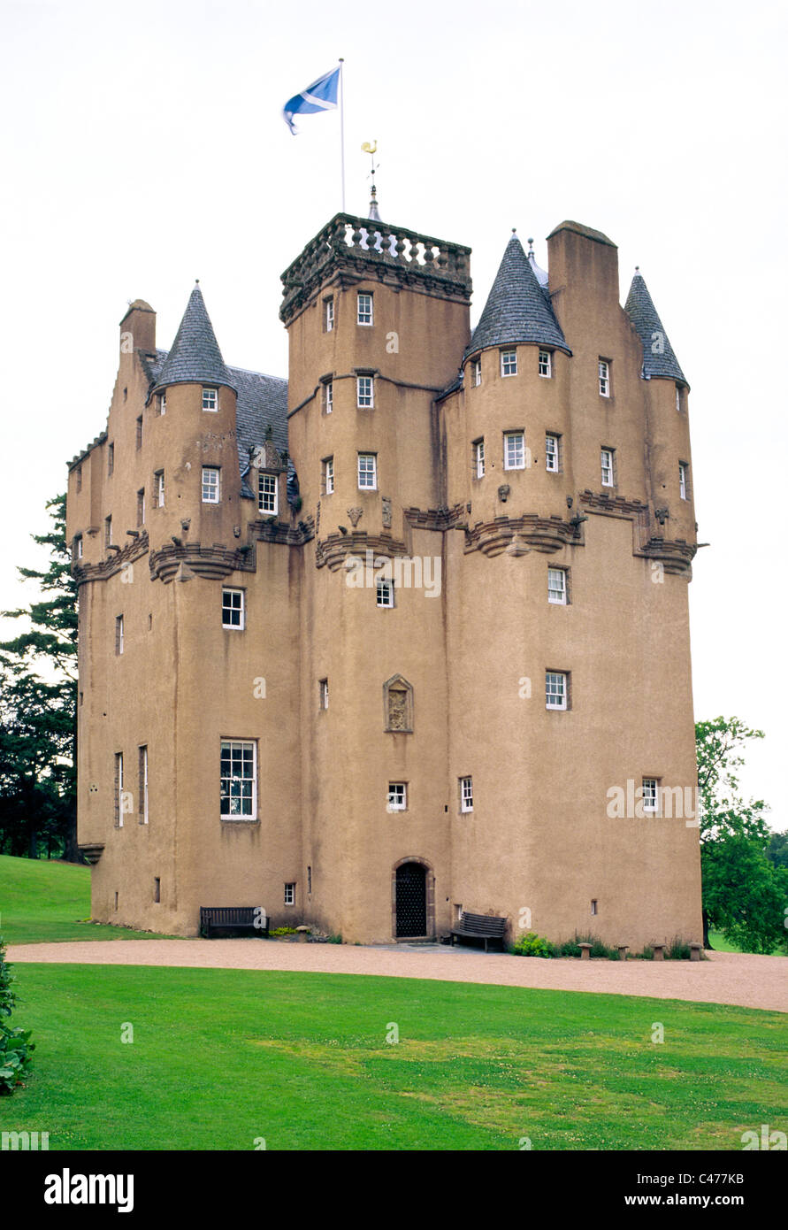Castello di Craigievar, Alford, Grampian Regione, Scozia. Classic scozzesi stile baronale completato nel 1626 Foto Stock