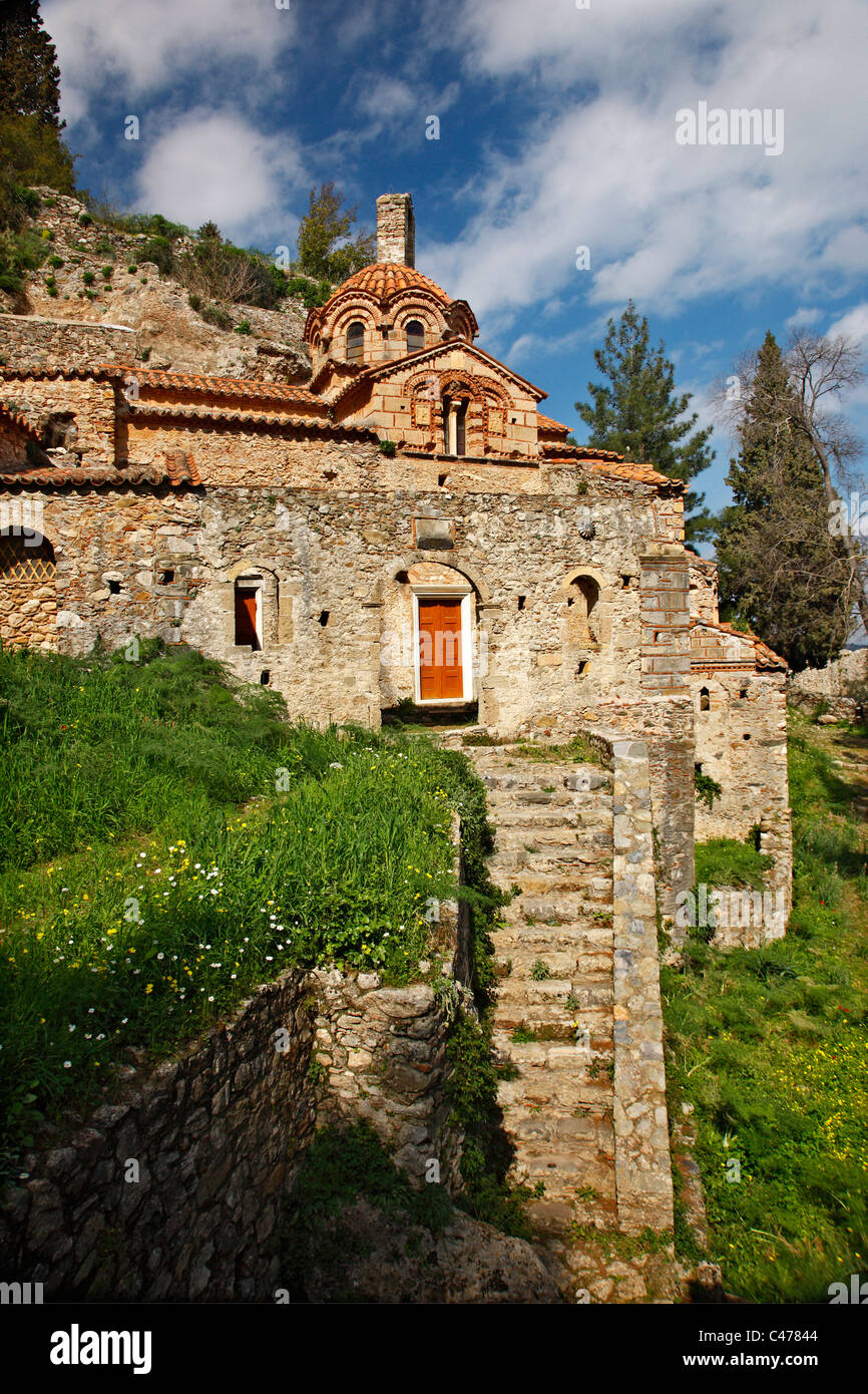 Monastero Perivleptos nel medioevo, bizantina "castletown' di Mistra, vicino alla città di Sparta, Laconia, Peloponneso, Grecia. Foto Stock