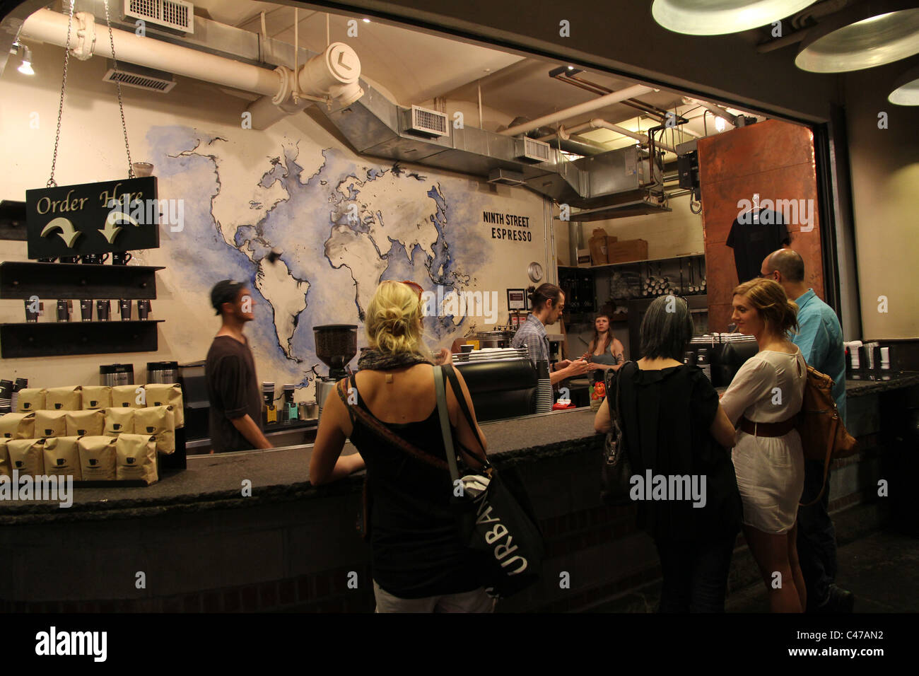 La città di New York Chelsea mercato Bar Caffè Foto Stock