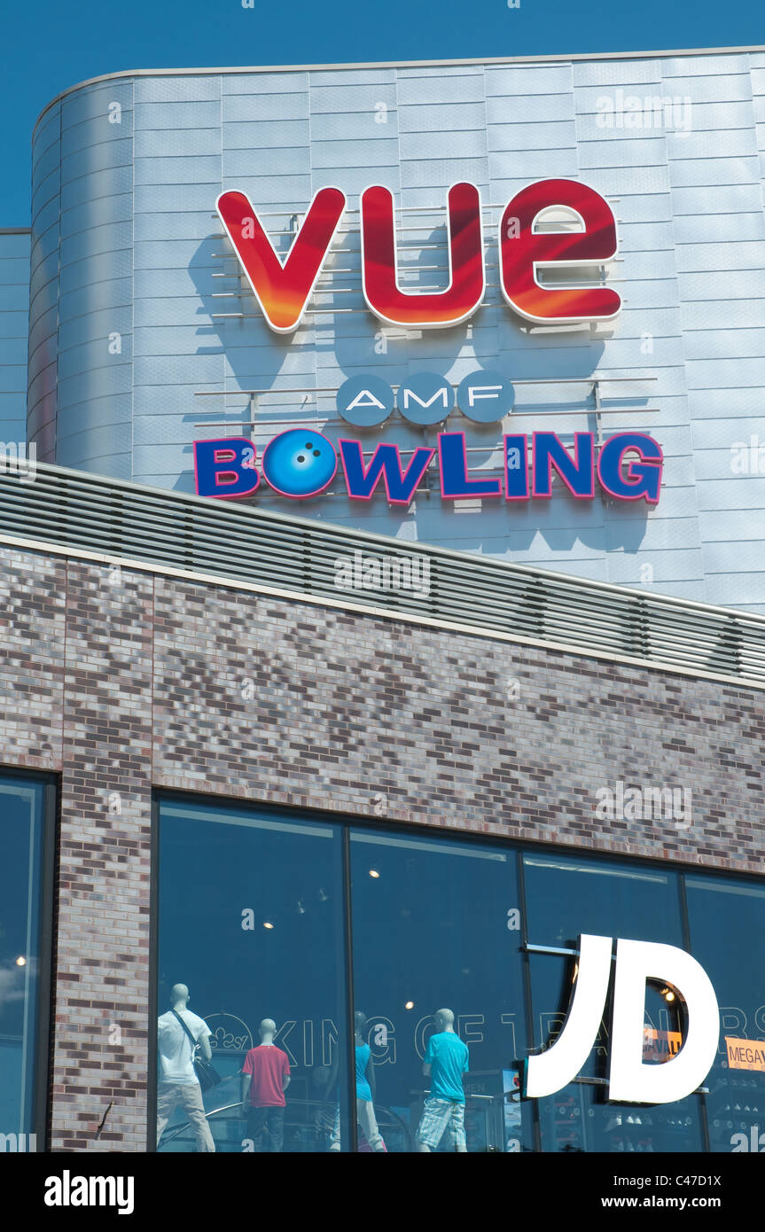 Te Rock,Bury,Greater Manchester.Cinema,negozi,ristorante e un complesso di svaghi, aperto nel 2010. Foto Stock Te Rock,Bury,Greater Manchester.Cinema,negozi,ristorante e un complesso di svaghi, aperto nel 2010. Foto Stock