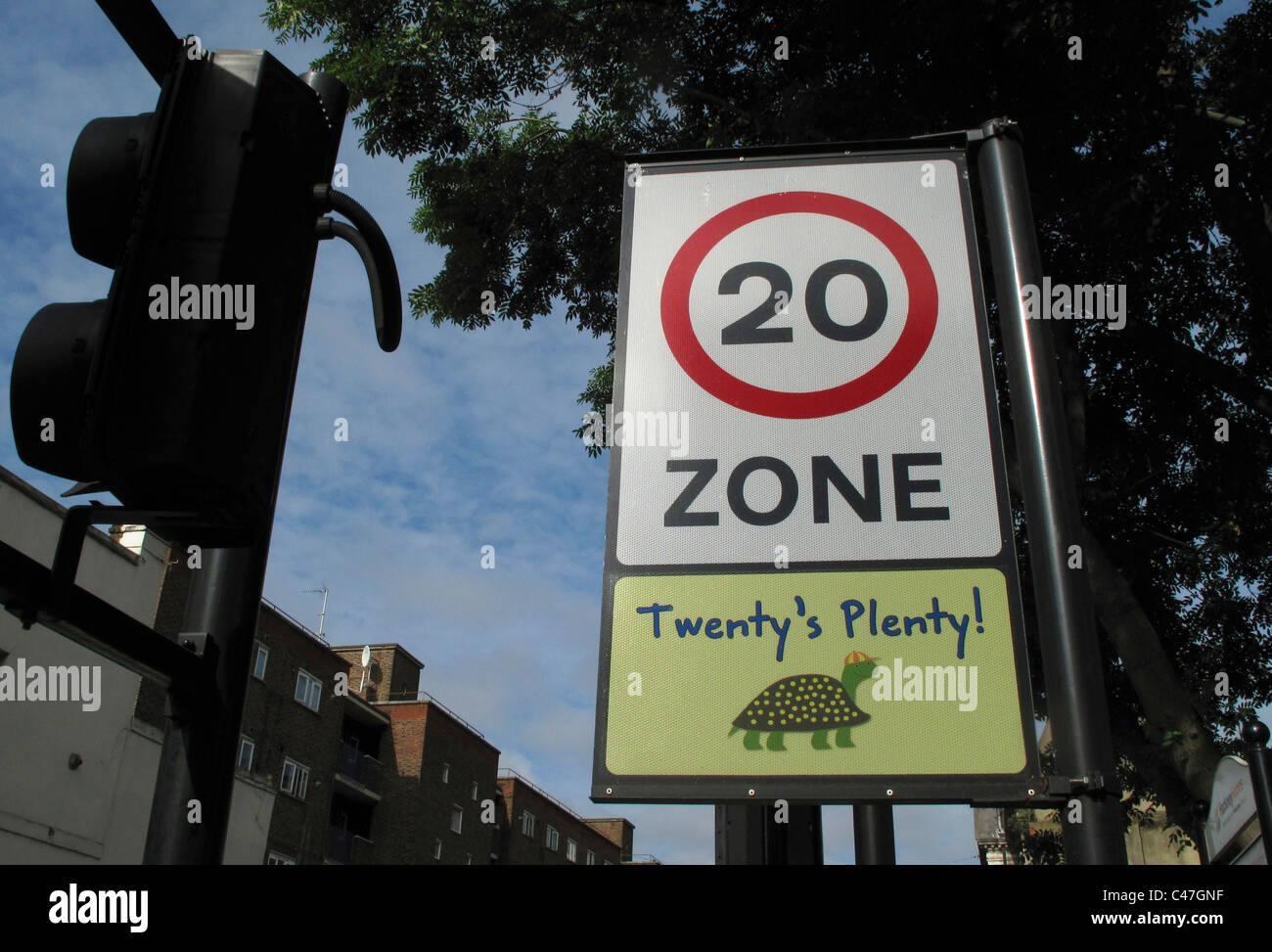 Venti molto 20mph segnale di limite di velocità, Hackney, Londra Foto Stock