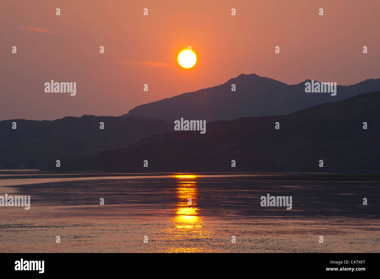 Tramonto sul Loch Duich, Lochalsh, regione delle Highlands, Scozia Foto Stock