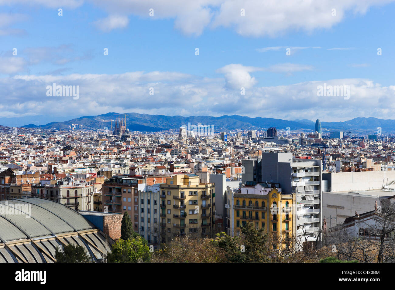 La vista sulla città dal Palau Nacional, Montjuic Barcellona, Catalunya, Spagna Foto Stock