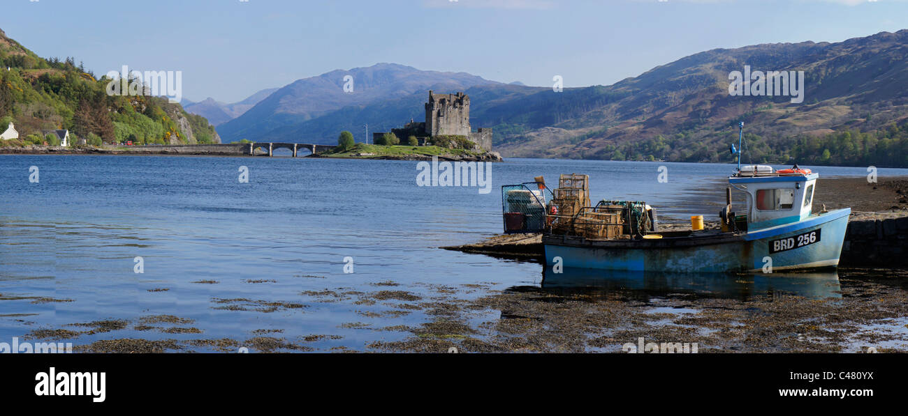 Eilean Donan Castle e Loch Duich, Lochalsh, regione delle Highlands, Scozia Foto Stock