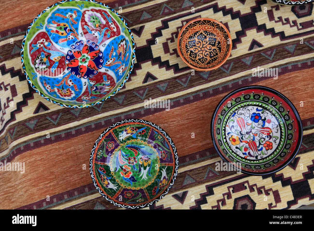 Bulgaria Veliko Tarnovo, artigianato, ceramiche, tappeti, Foto Stock