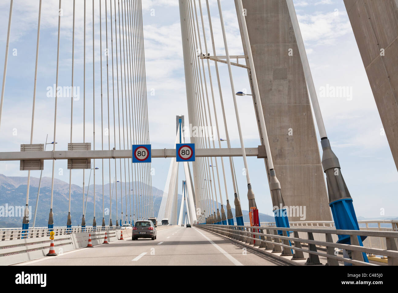 "Charilaos Trikoupis' che collega a Ponte Rio Andirio e. Dalla Grecia continentale per il Peloponneso, attraverso il golfo di Corinto. Foto Stock