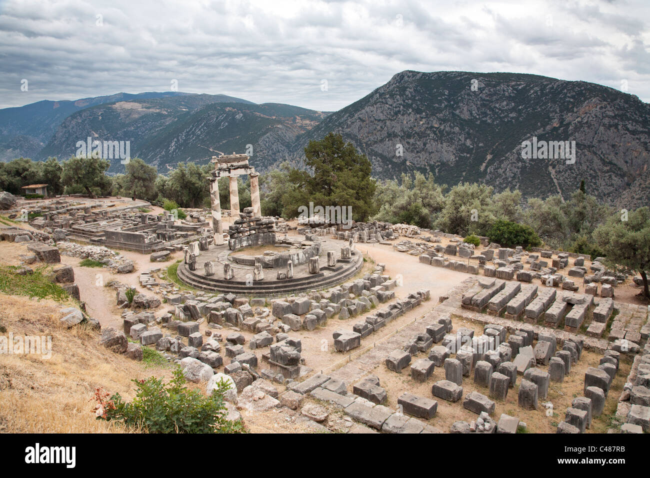 Tholos è un quarto secolo A.C. rotunda, Delphi Grecia Foto Stock