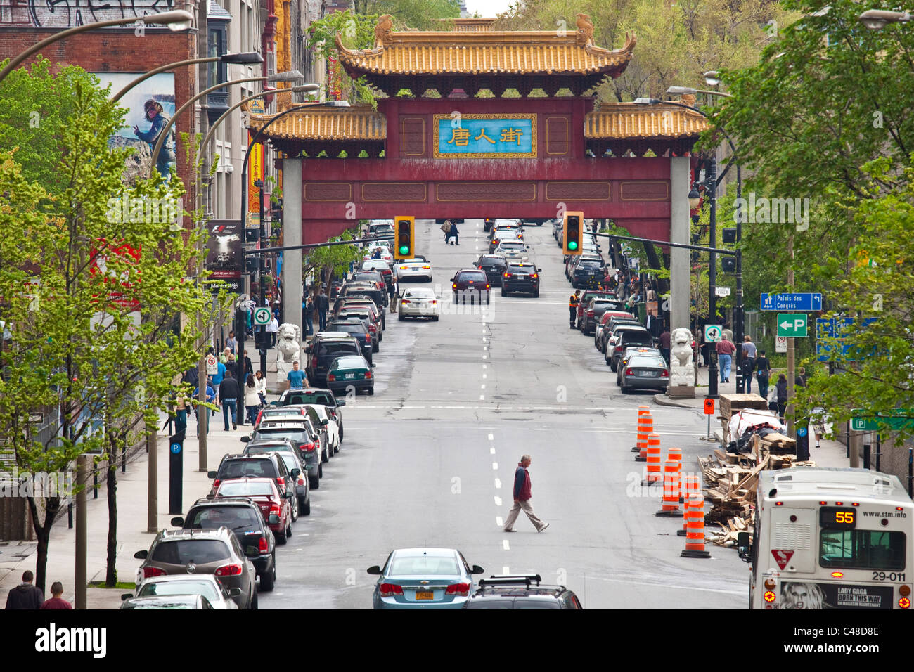 Gate cinese a Chinatown, Montreal, Canada Foto Stock