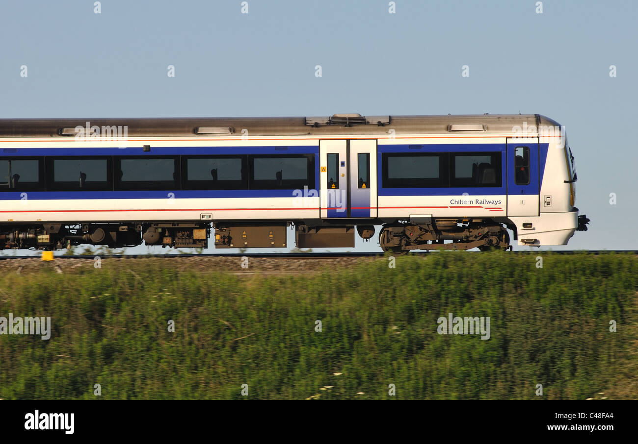 Chiltern Railways treno, vista laterale Foto Stock