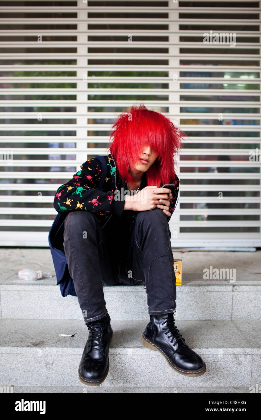 Ritratto di un giovane punk, Taipei, Taiwan, 30 ottobre 2010. Foto Stock