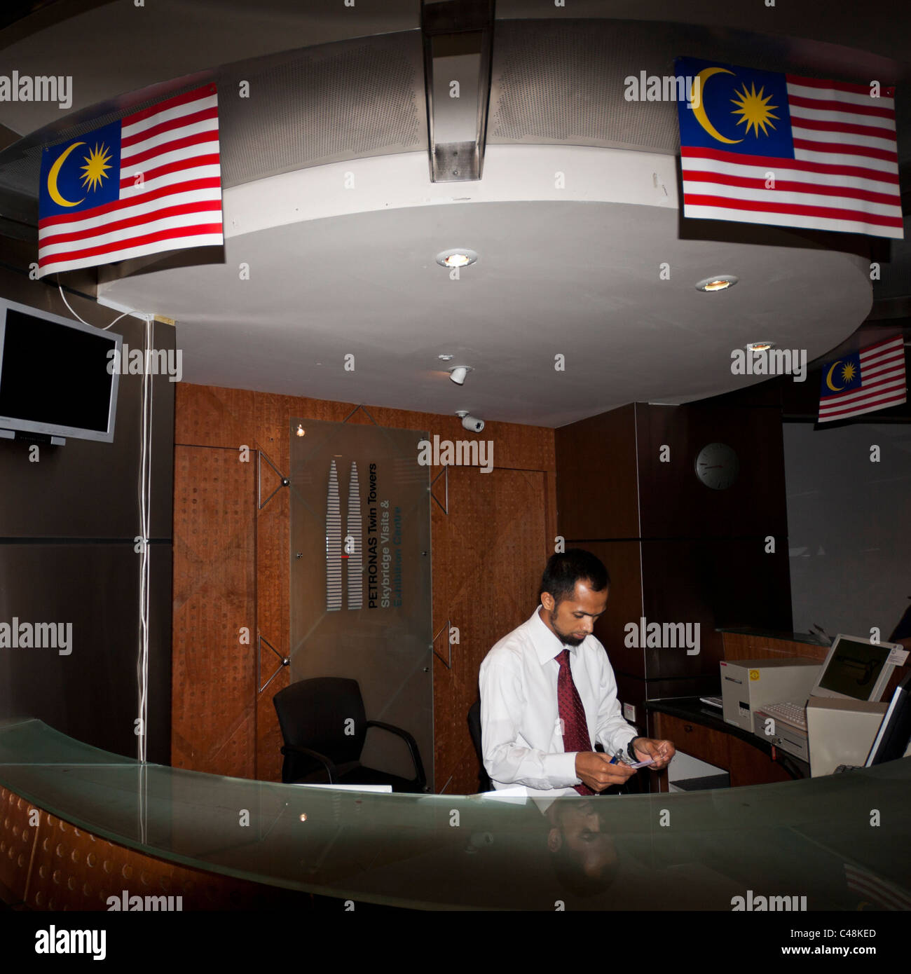 Particolare del banco di ricevimento in Torri Gemelle Petronas. Kuala Lumpur - Malaysia. Malaysia. La foto è stata scattata il 26 settembre 2010. Foto Stock