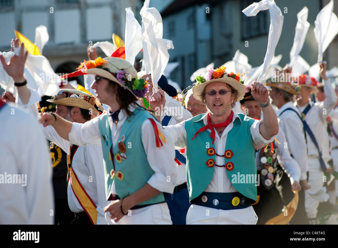 Morris Dancing in Thaxted e villaggi circostanti in North Essex, Gran Bretagna, dove il centenario di Thaxted Morris Festival w Foto Stock