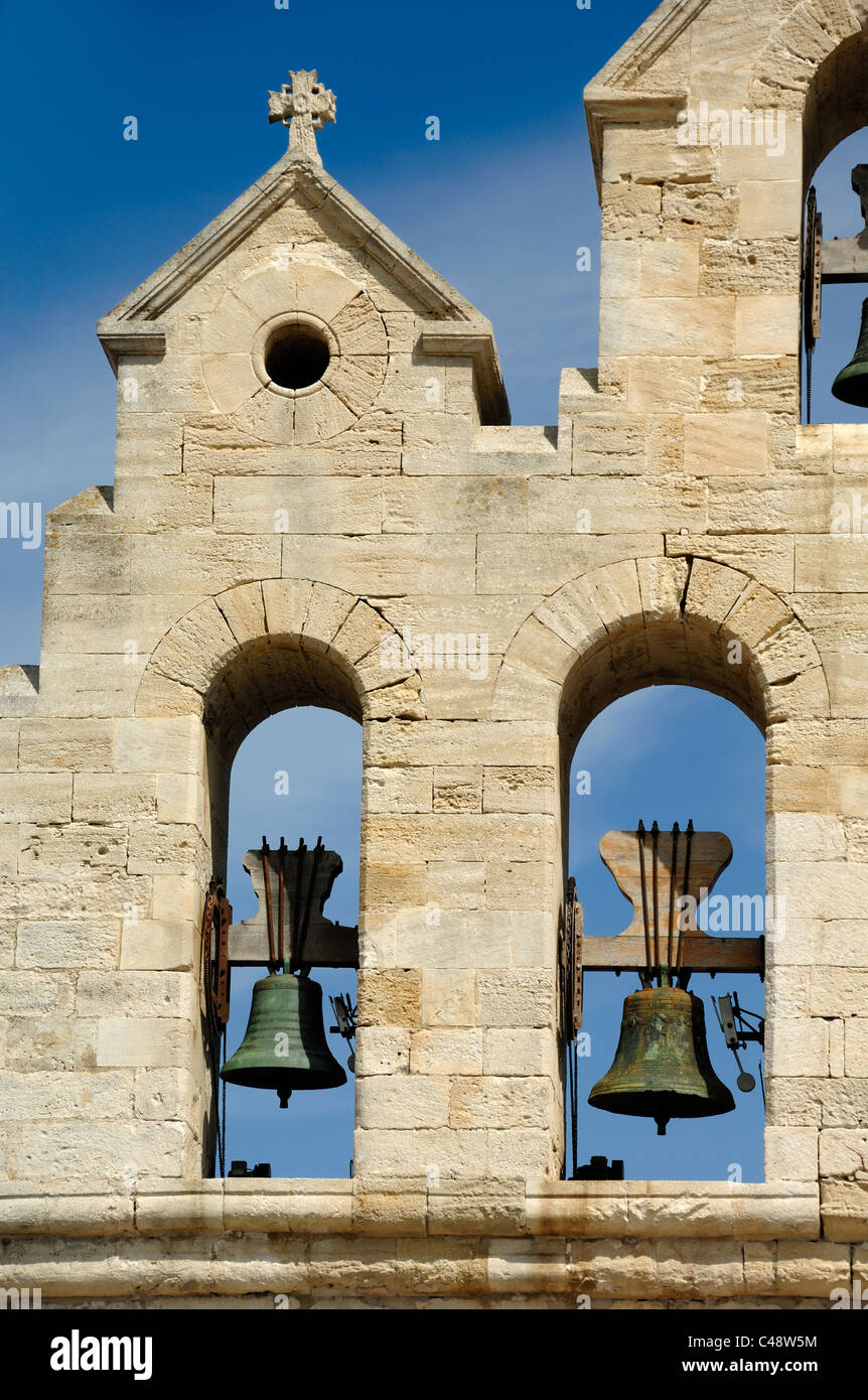 Due campane nel campanile o Campanile del C12th Chiesa fortificata di