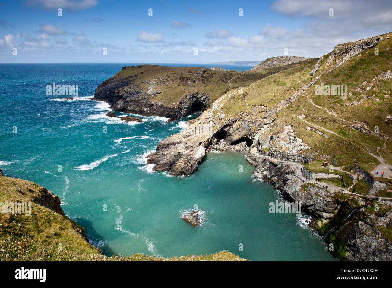 Barras naso e Merlin's Cave, Tintagel, Cornwall Foto Stock