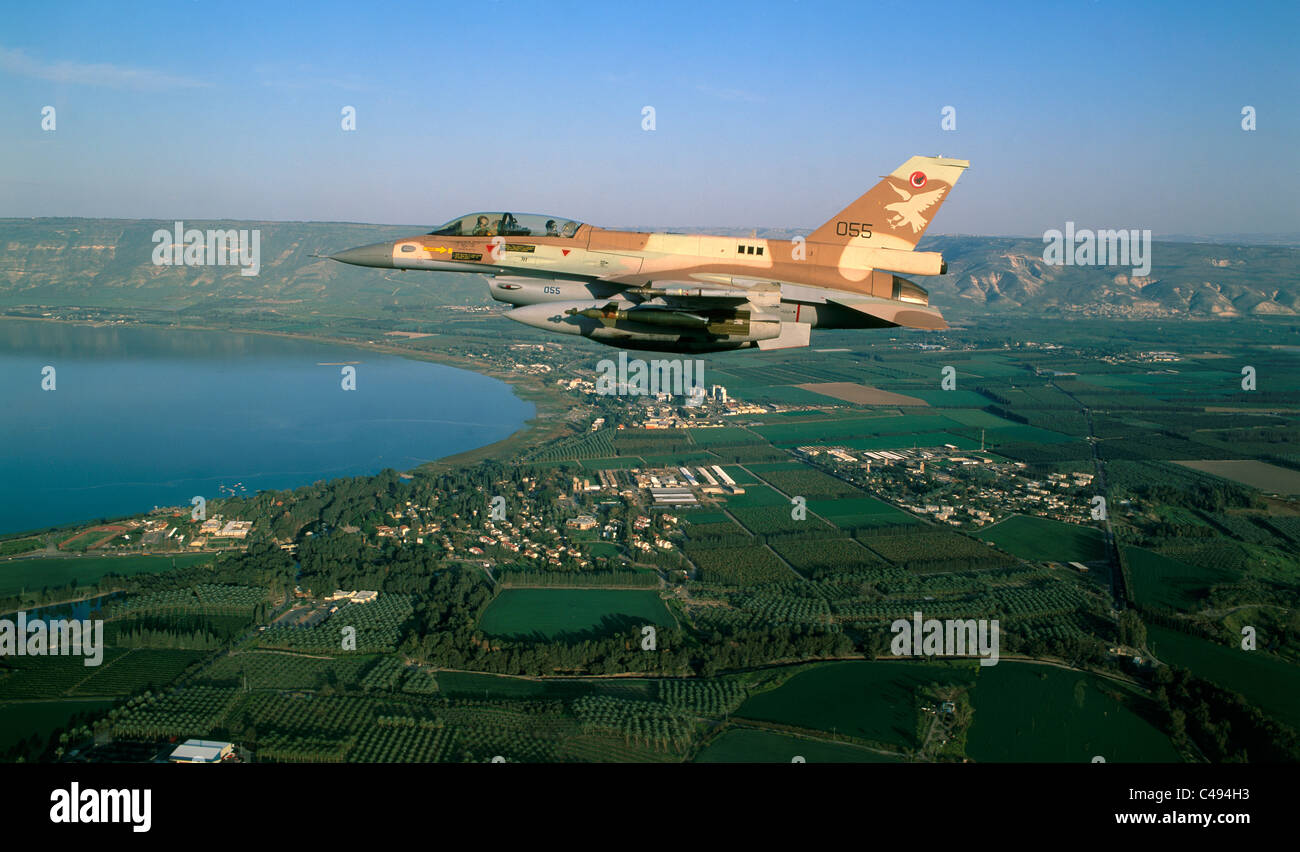 Fotografia aerea di F-16D della forza aerea israeliana Foto Stock