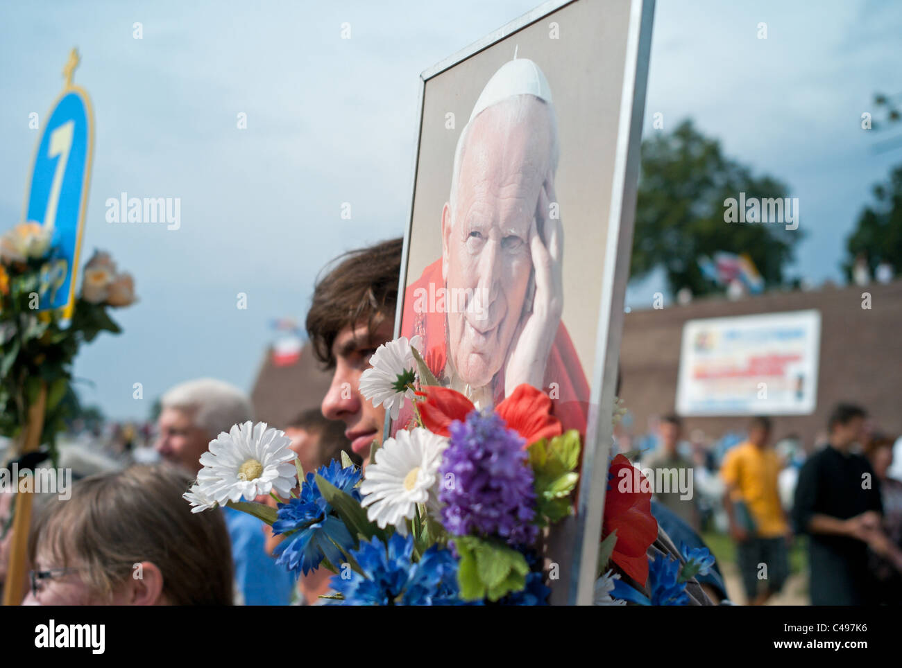 Pellegrini durante un open-air messa di fronte al Monastero di Jasna Gora, a Czestochowa, Polonia Foto Stock