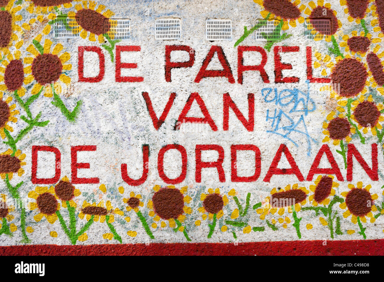 Graffiti con il titolo di un celebre Johnny Jordaan canzone, Johnny Jordaanplein, quartiere Jordaan, Amsterdam, Paesi Bassi Foto Stock