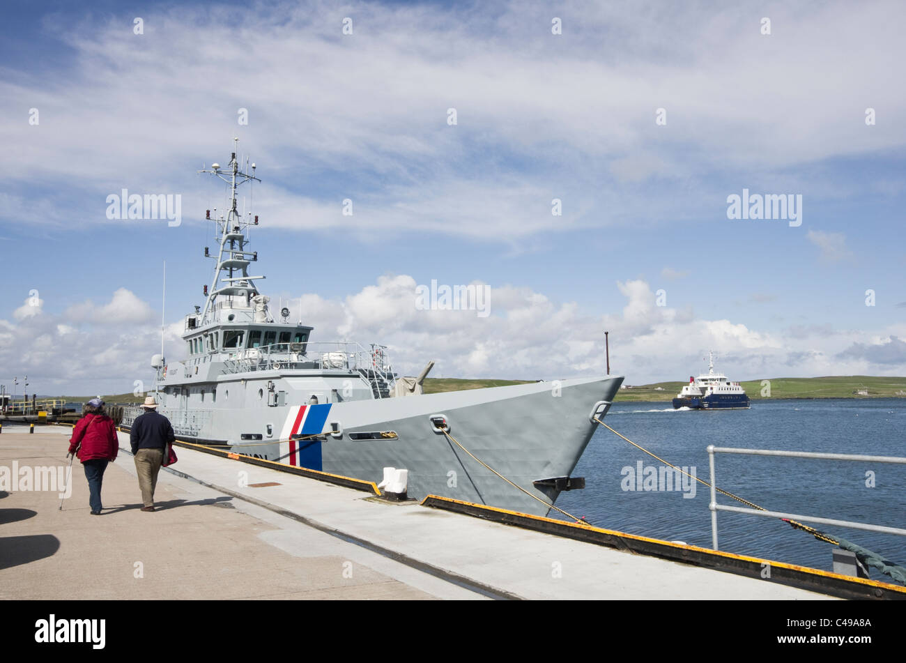 Lerwick, isole Shetland, Scozia. UK Border Agency Dogane e entrate taglierina Patrol HMC vigili a Albert Wharf Foto Stock