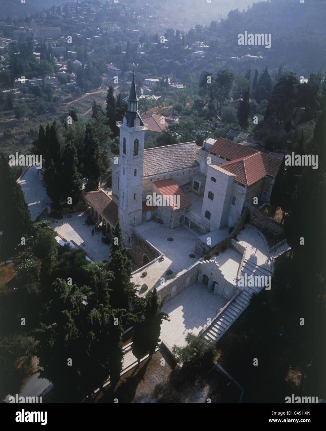 Fotografia aerea della chiesa della Visitazione di Ein Karem Foto Stock