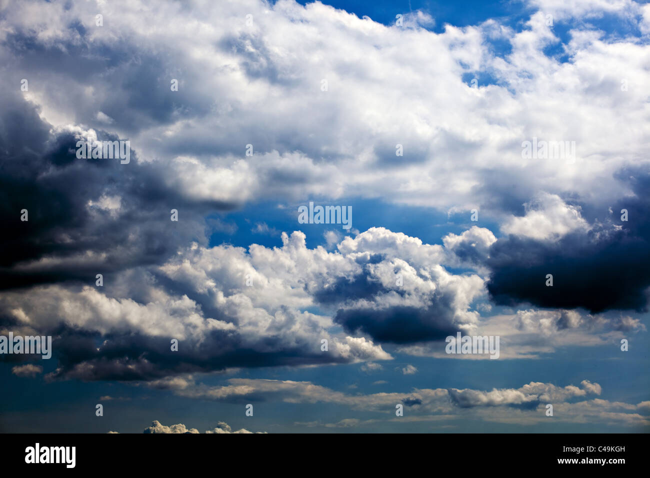 Cielo drammatico prima della tempesta, i colori astratti Foto Stock