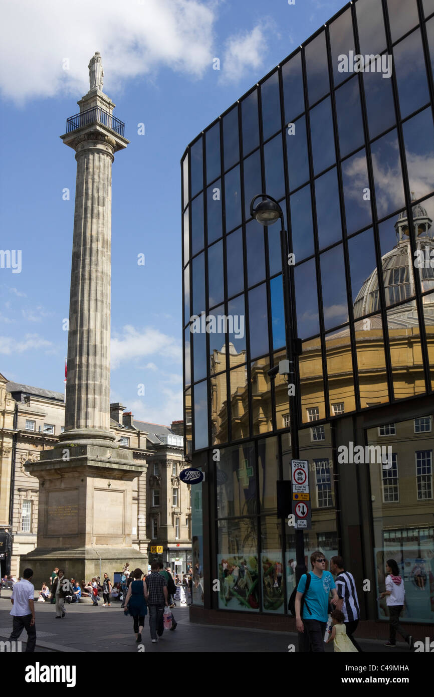 Newcastle il centro città con le sue attrazioni Tyne and Wear Inghilterra Foto Stock