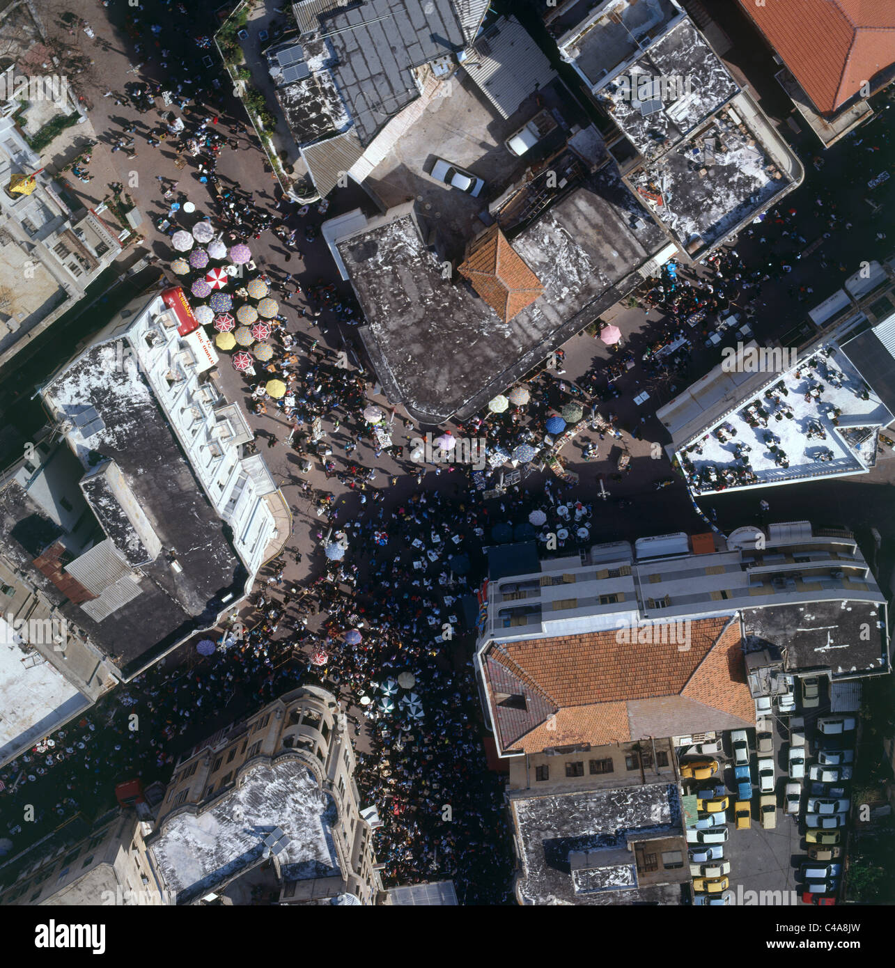 Vista aerea della fiera settimanale di Nahlat Binyamin a Tel Aviv Foto Stock