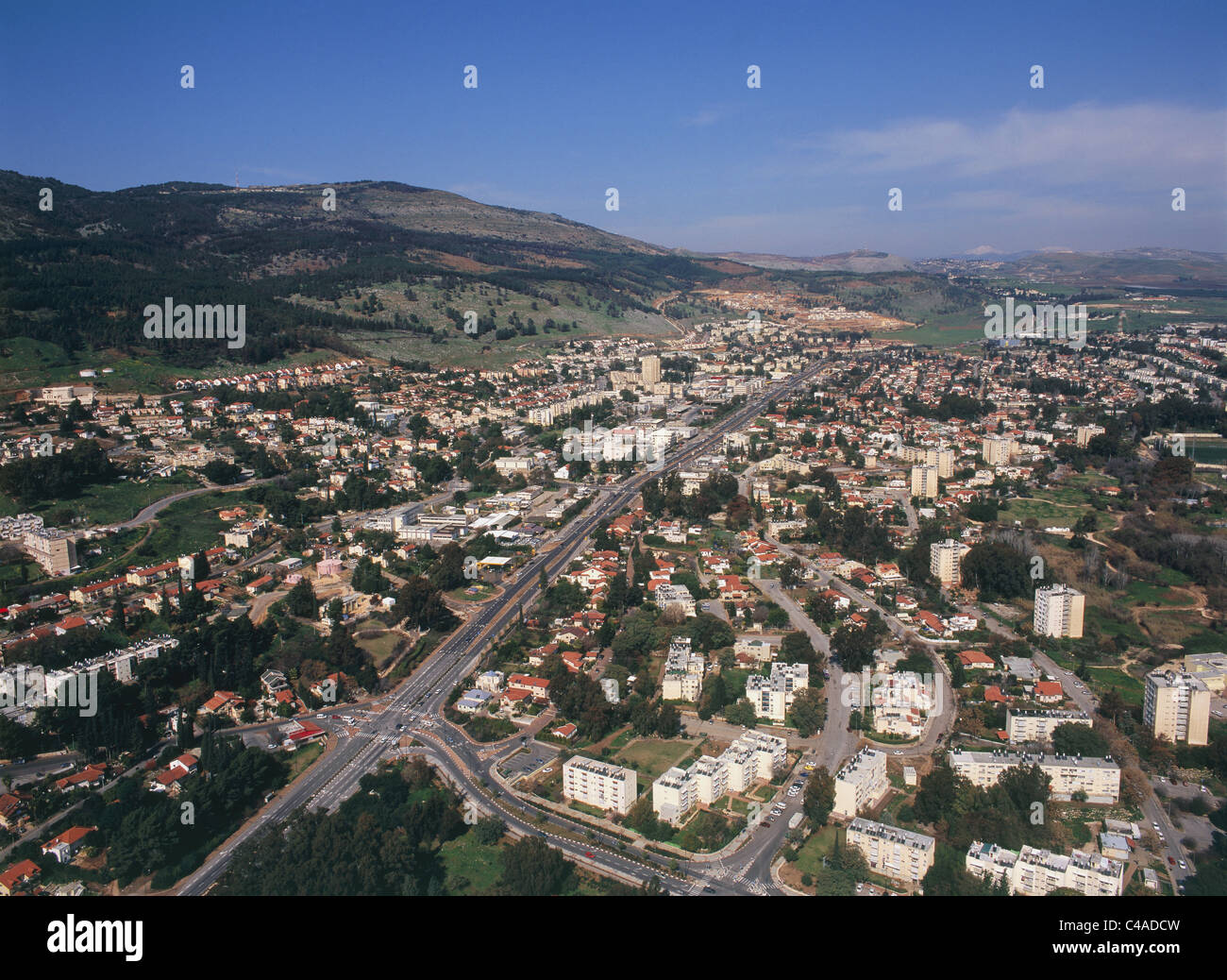 Fotografia aerea della città di Kiryat Shmona nella Galilea superiore Foto Stock