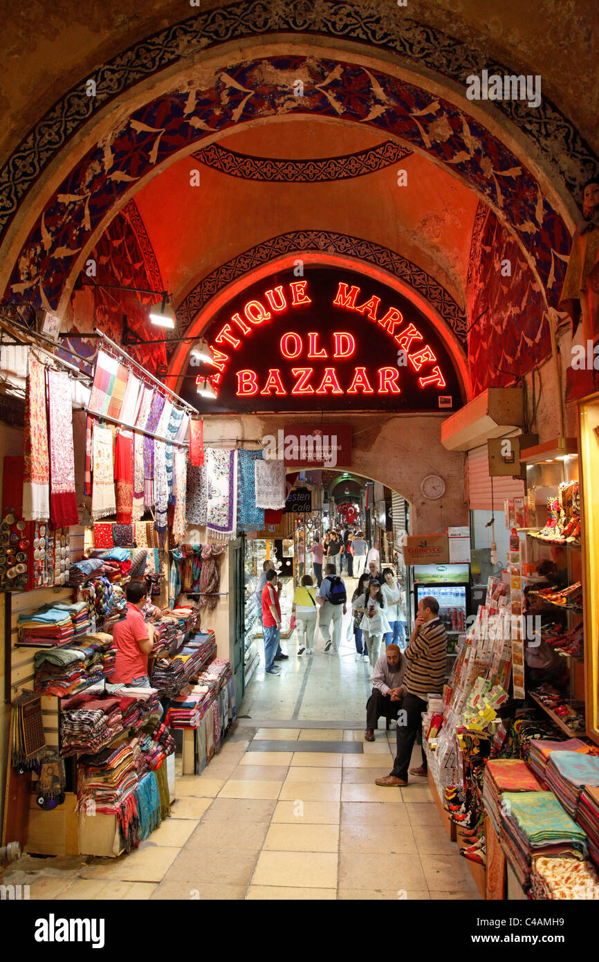 Il Grand Bazaar, aka vecchio Bazaar, Mercato coperto ad Istanbul in Turchia Foto Stock