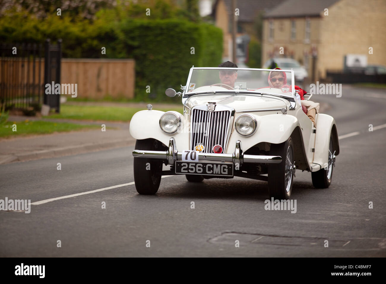 MG TF 1953-55 a Histon e Cottenham auto da rally. Cambridge Regno Unito Foto Stock