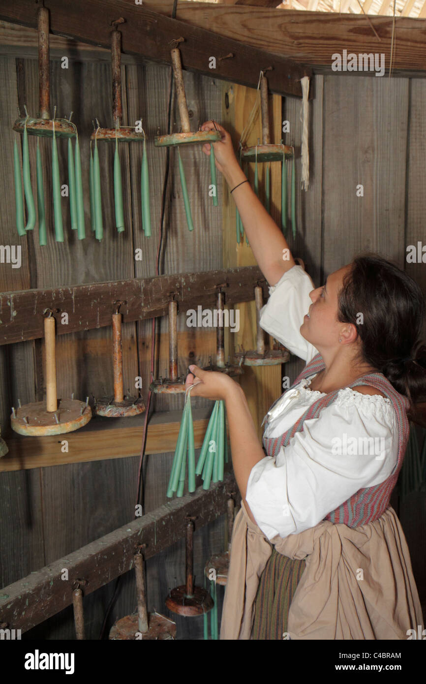 Saint Augustine Florida, Fort Menendez all'Old Florida Museum, insediamento spagnolo, produzione di candele, dimostrazione, apprendimento, manuale, guida, storico, colon Foto Stock