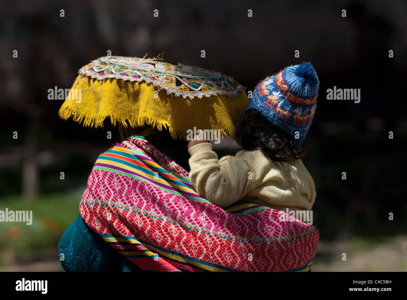 Peruvian colorful infant child immagini e fotografie stock ad alta  risoluzione - Alamy