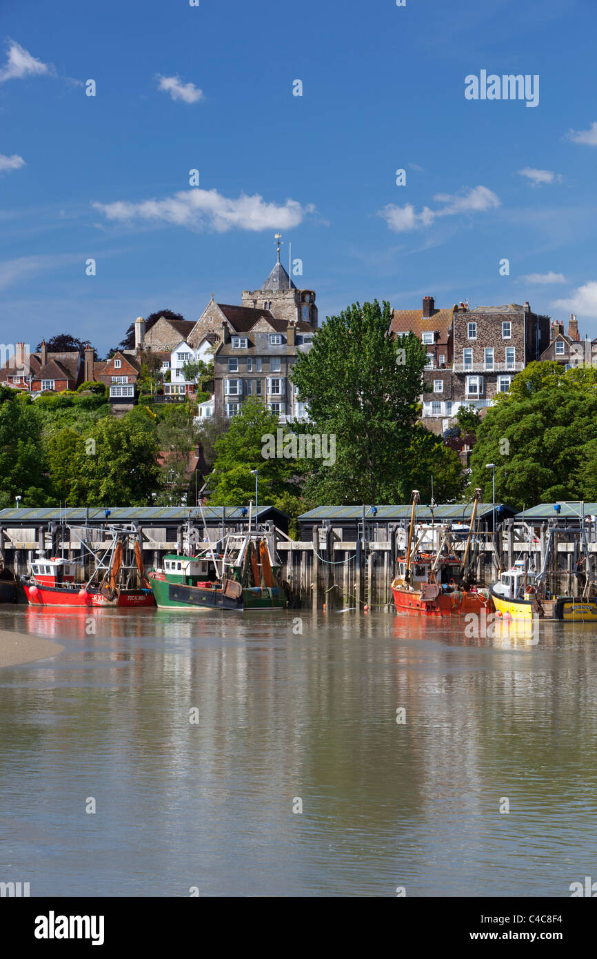 Porto di pesca sul fiume Rother e la città vecchia di segala Foto Stock