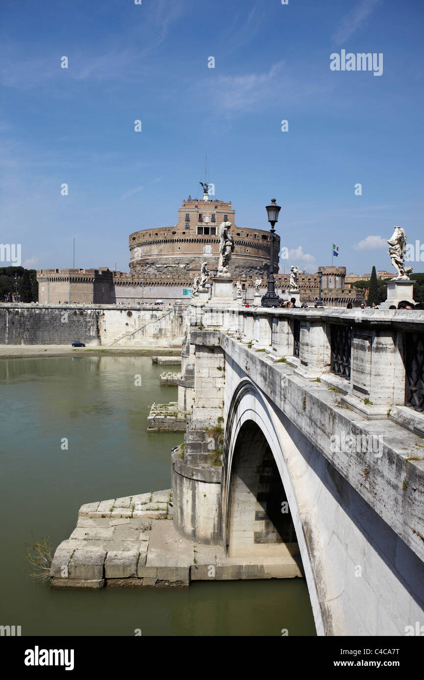 Castel Sant'Angelo e il ponte sul Tevere, Roma, Italia Foto Stock