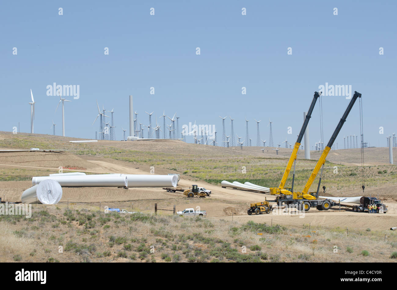 Windstar energia 120 Megawatt di energia eolica progetto di costruzione, giugno 2011, tra Tehachapi e Mojave, California USA Foto Stock